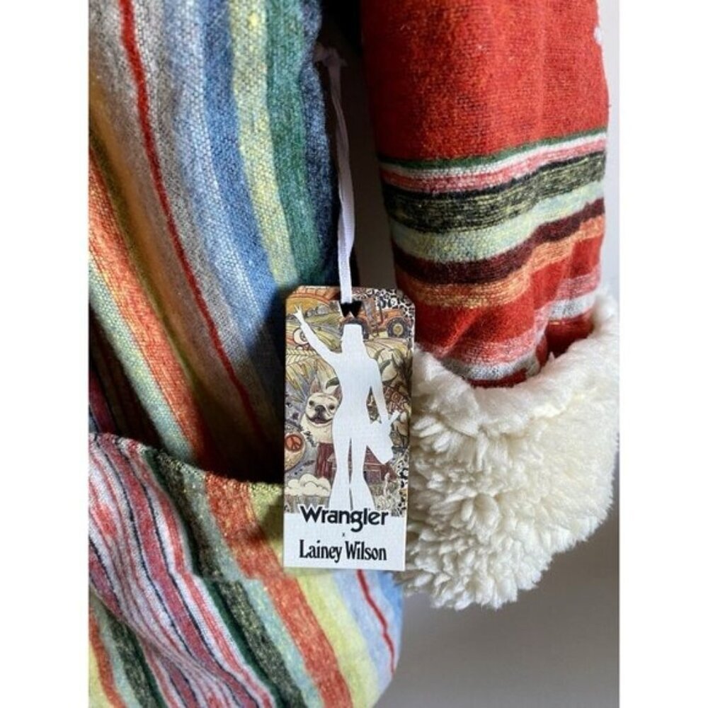 Wrangler + Lainey Wilson Sunburn Aztec Wool Coat Rodeo Ben Faux Sherpa sz XL - Picture 4 of 10